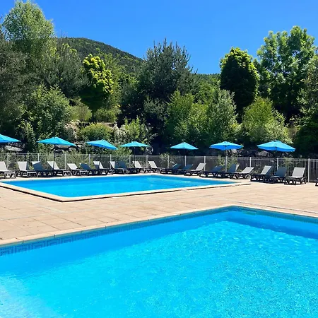 Campsite Village De Et La Pierre De L'aigle *